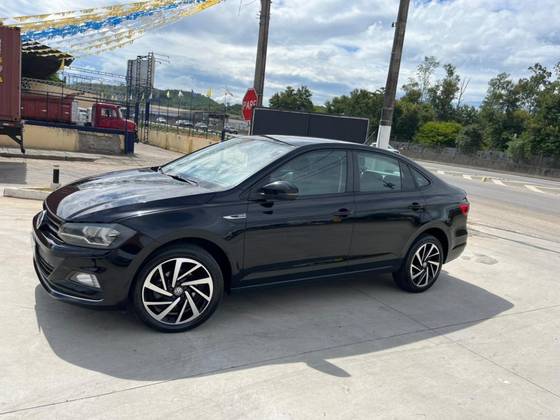 VOLKSWAGEN VIRTUS 1.0 200 TSI HIGHLINE AUTOMÁTICO